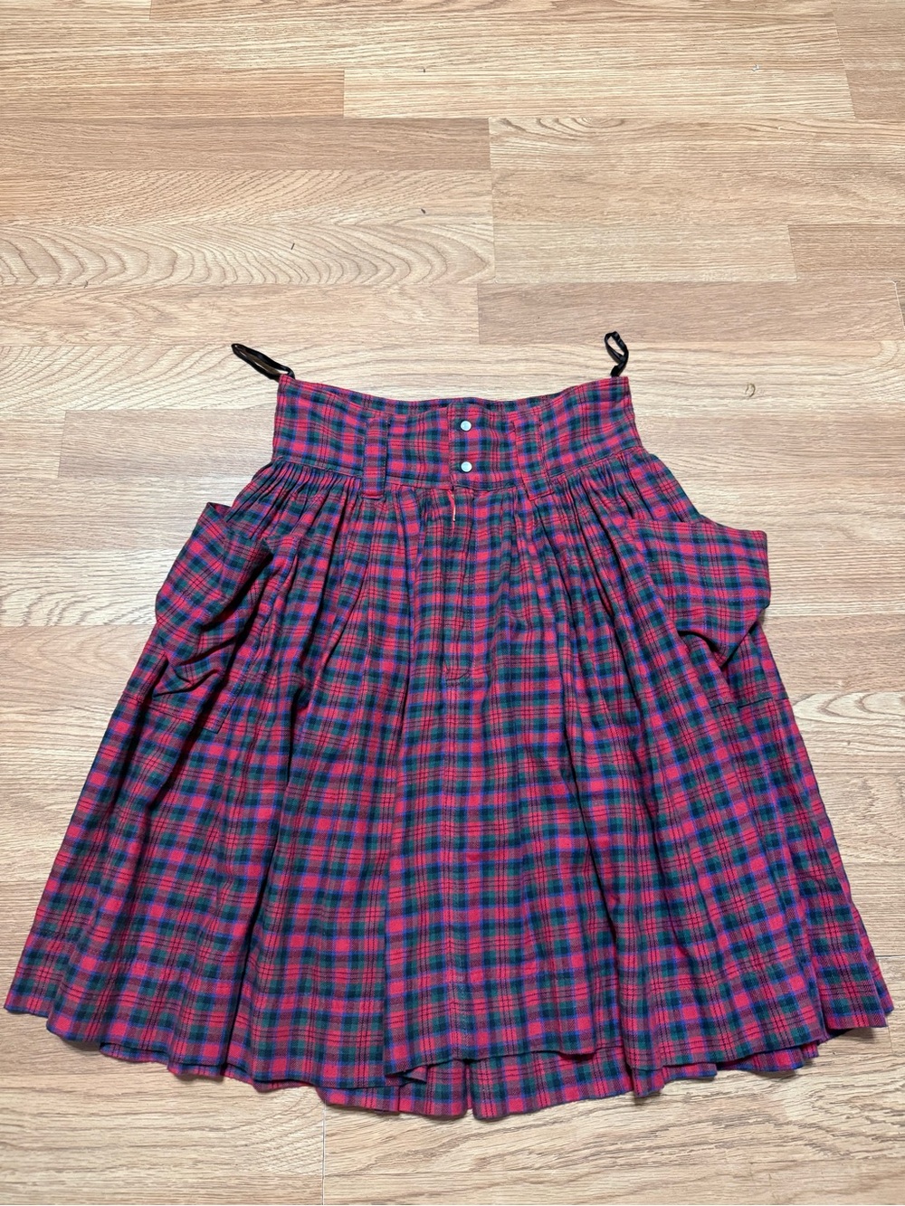 Women’s Red and Green Plaid Skirt size 2- Jigsaw